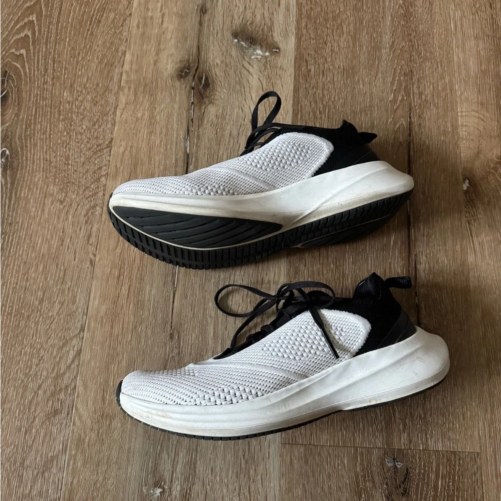 APL‎ Black and White Techloom Dream W Sneakers US 7.5